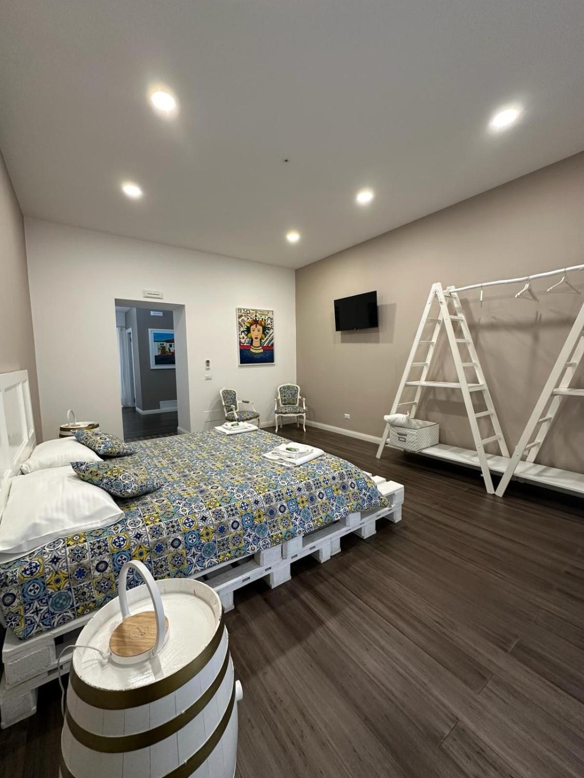 Sikelia-Sicilian Rooms Catania Ngoại thất bức ảnh