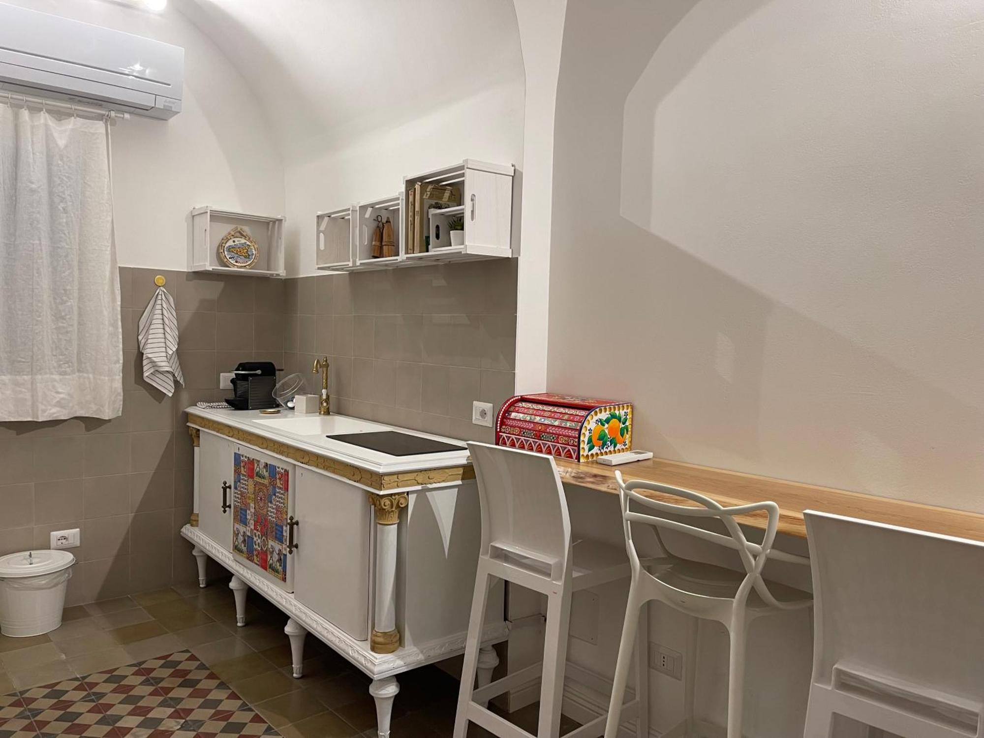 Sikelia-Sicilian Rooms Catania Ngoại thất bức ảnh